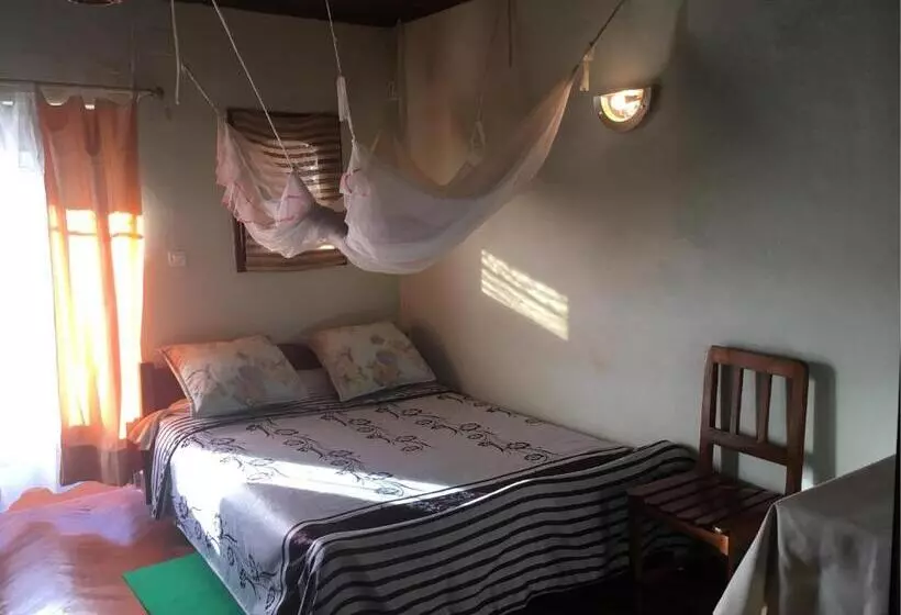 پانسیون Homelidays