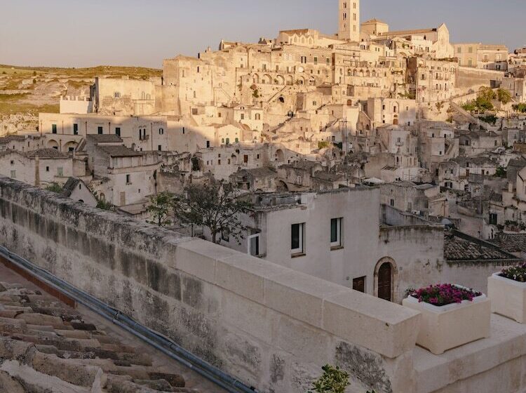 膳宿费 Palazzo Degli Abati