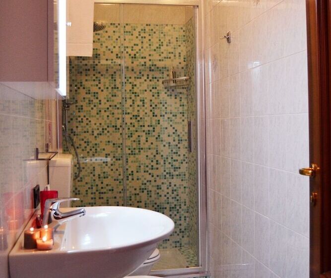 پانسیون Venice Lion Residence Vespucci