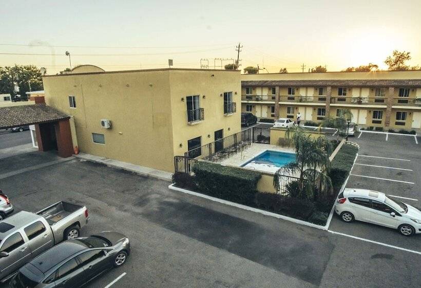 Barrokas Hotel & Suites