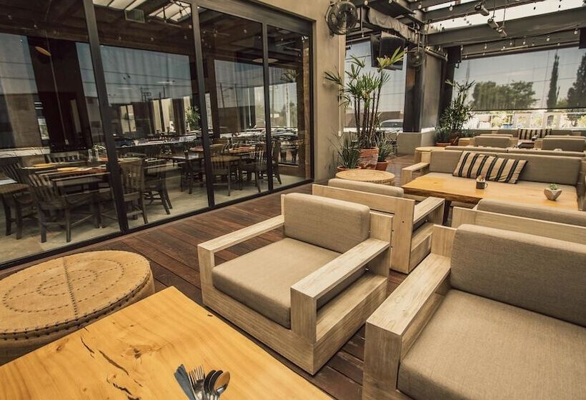 Barrokas Hotel & Suites