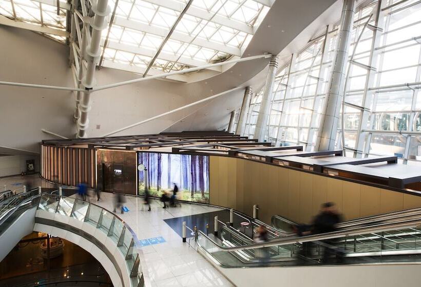 Capsule Hotel Darakhyu T1