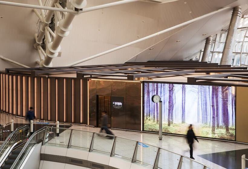 Capsule Hotel Darakhyu T1