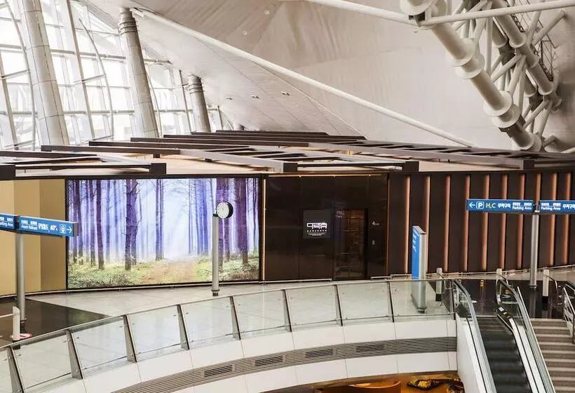 Capsule Hotel  Darakhyu  T1