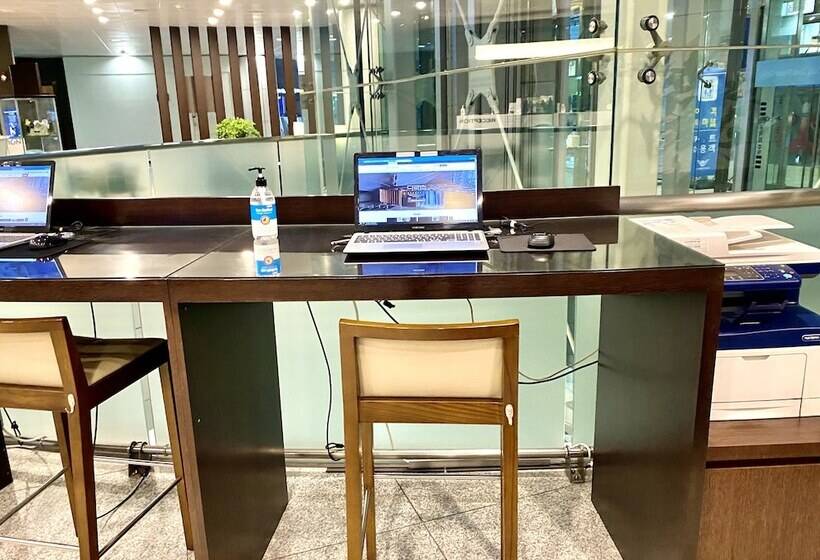 Capsule Hotel Darakhyu T1