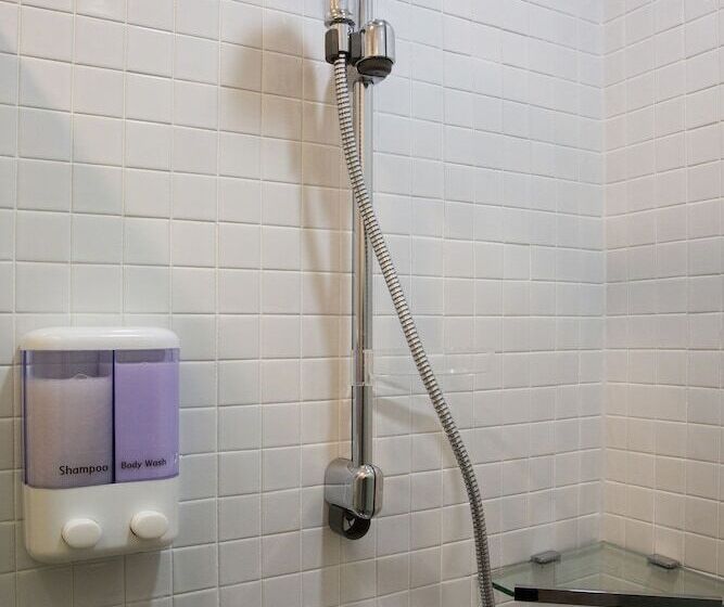 Capsule Hotel Darakhyu T1