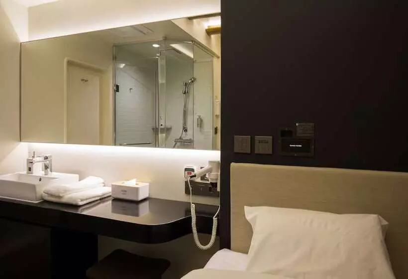 Capsule Hotel  Darakhyu  T1