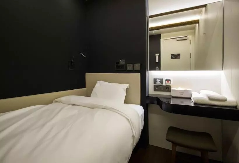 Capsule Hotel  Darakhyu  T1