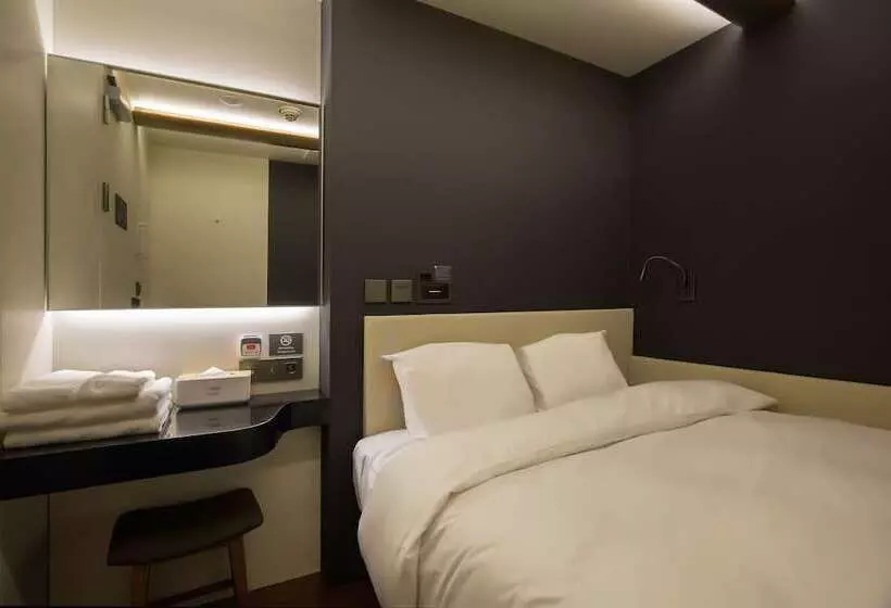 Capsule Hotel  Darakhyu  T1