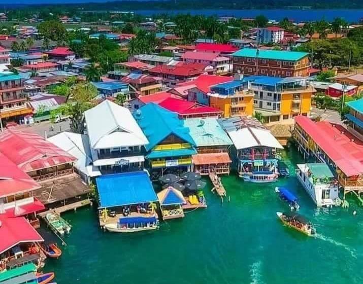 Coconut Hostel Bocas Town