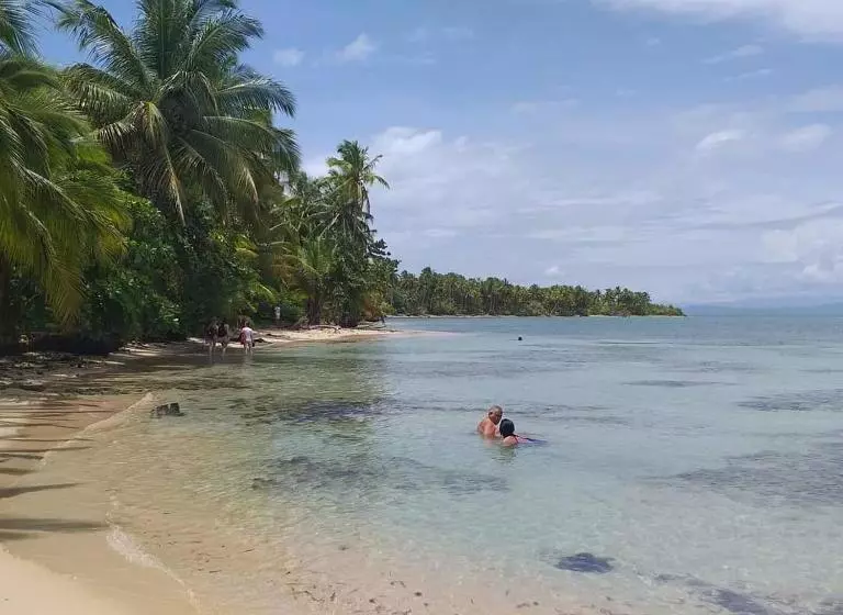Coconut Hostel Bocas Town