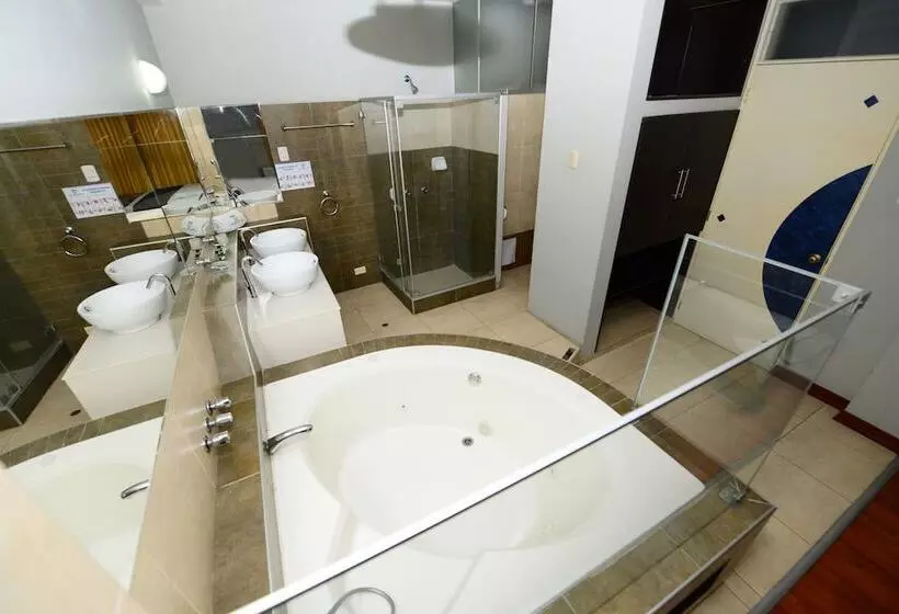 簡易ホテル Lancelot