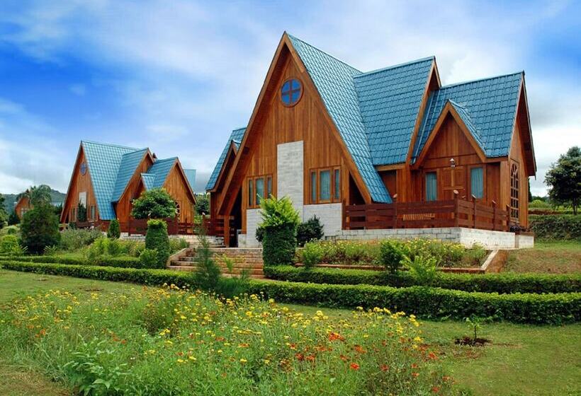 هتل Aye Thar Yar Golf Resort