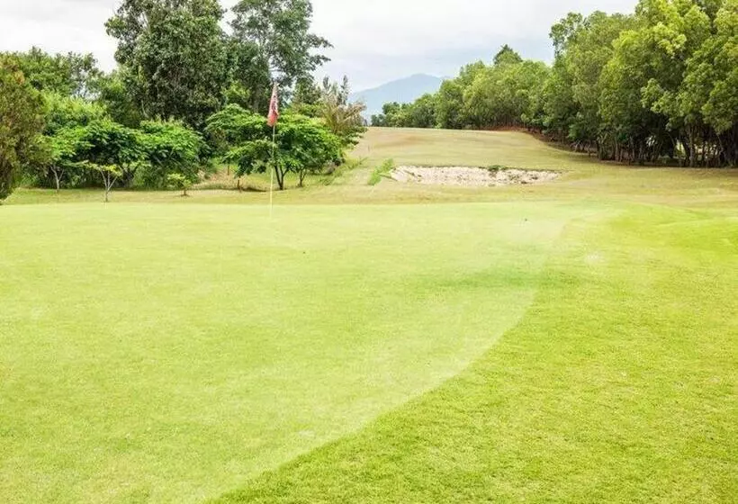 هتل Aye Thar Yar Golf Resort