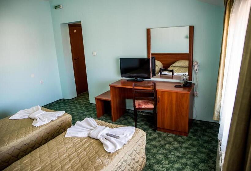 Hotel Bariakov Family