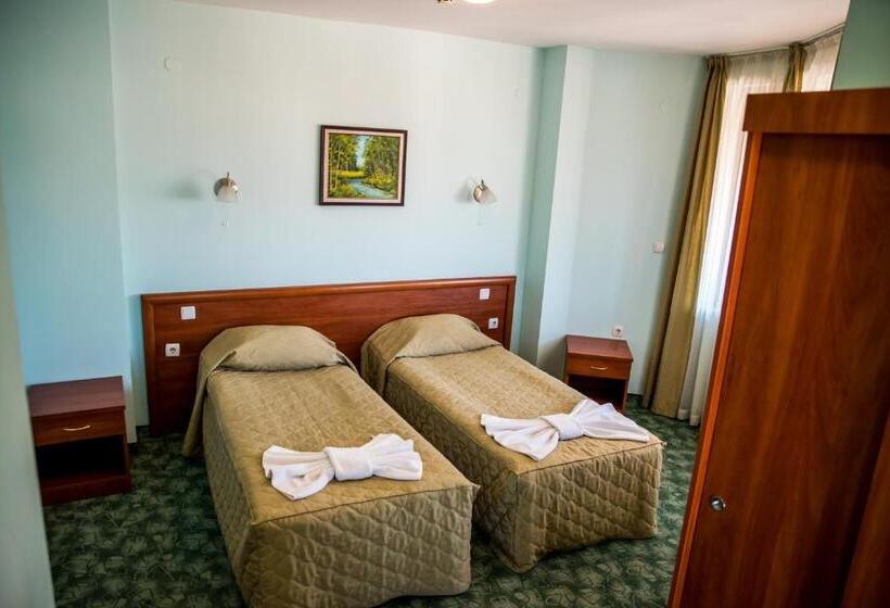 Hotel Bariakov Family