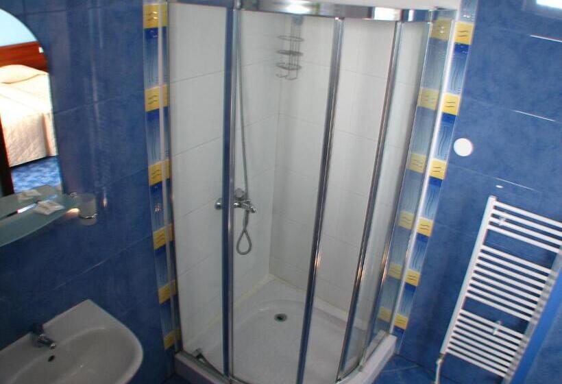 Hotel Bariakov Family