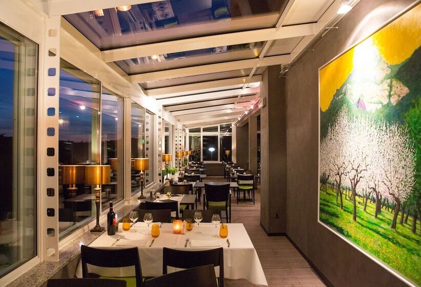 هتل Golf & Country