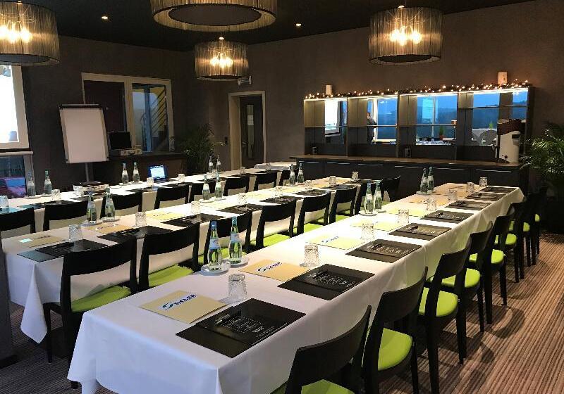 هتل Golf & Country