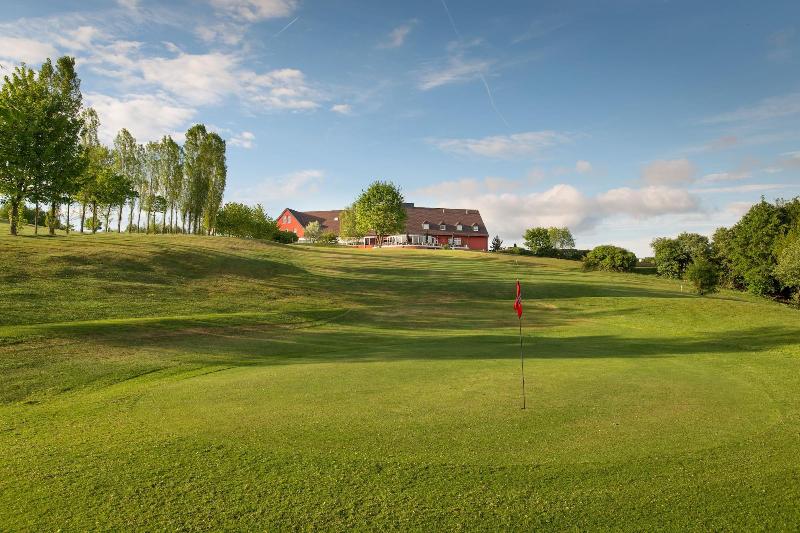 هتل Golf & Country