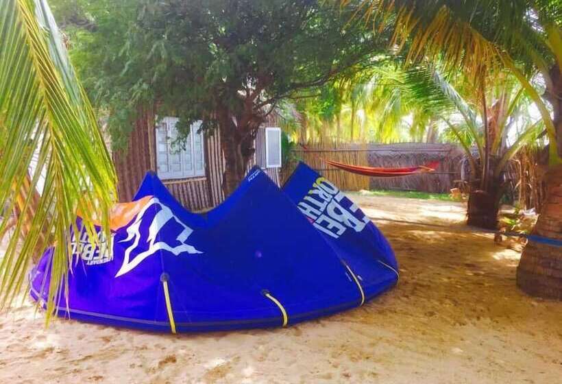 בית מלון כפרי Kite Bay Villa