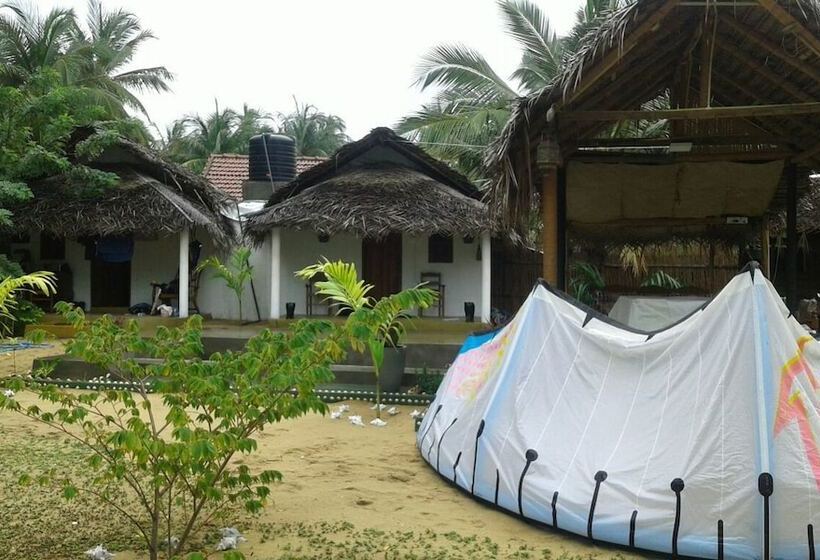 בית מלון כפרי Kite Bay Villa