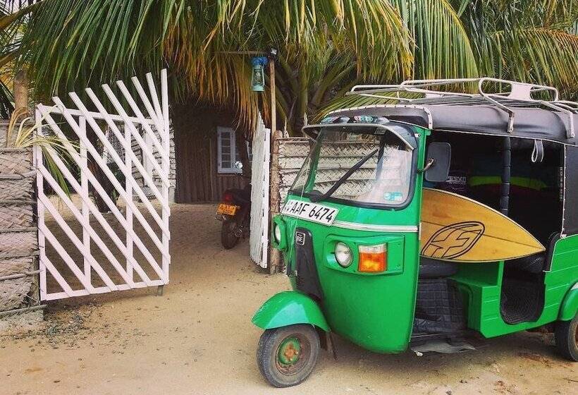 בית מלון כפרי Kite Bay Villa