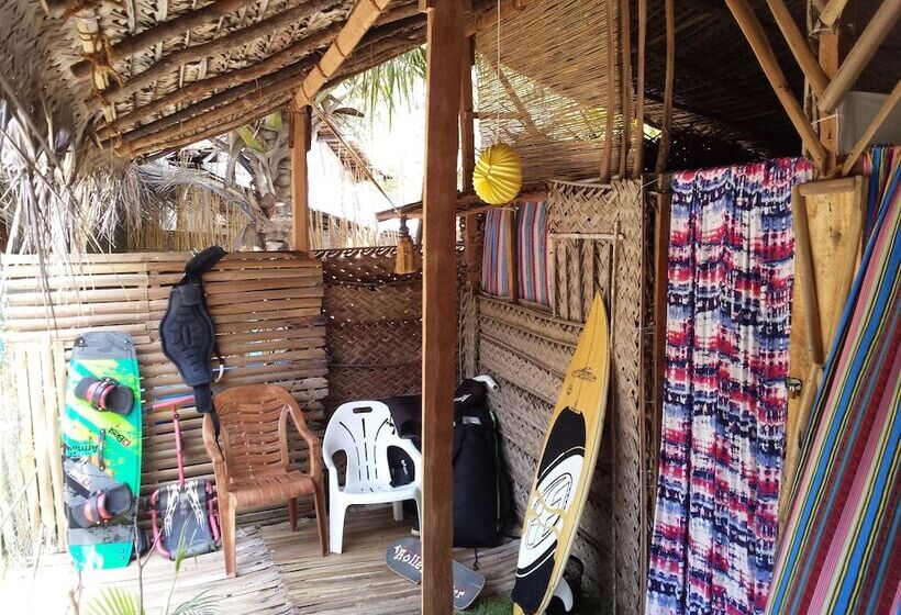 בית מלון כפרי Kite Bay Villa