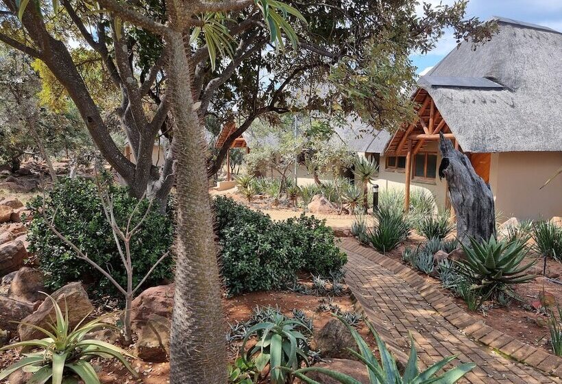 בית מלון כפרי Matingwe Lodge