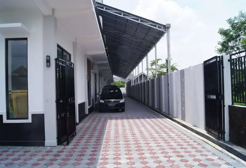 Majatalo Medical Kost