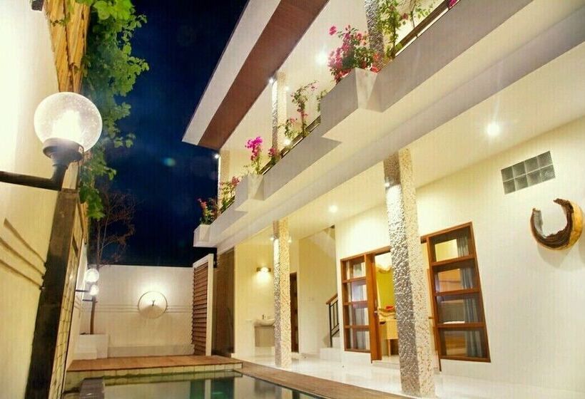 Villa Poetra Balangan