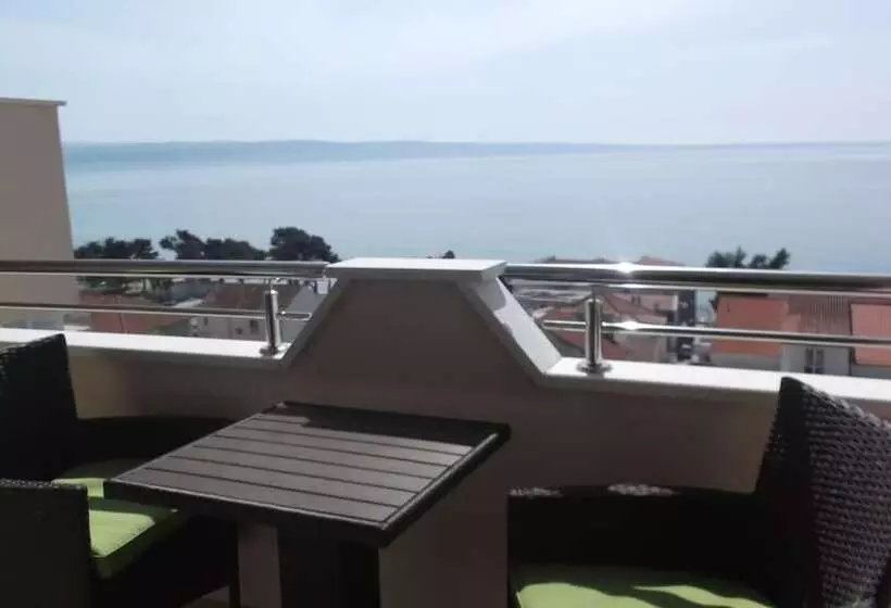 Apartments Rakuljic