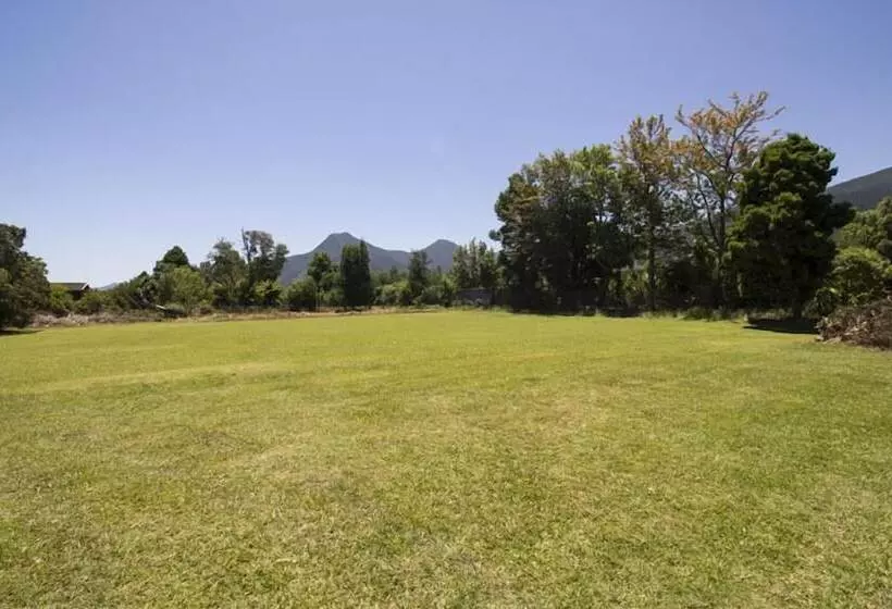 Aamiaismajoitus (B&B) Tsitsikamma Manor