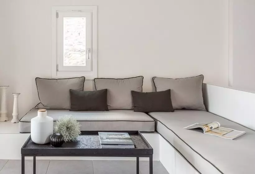 Eneos Kythnos Beach Villas