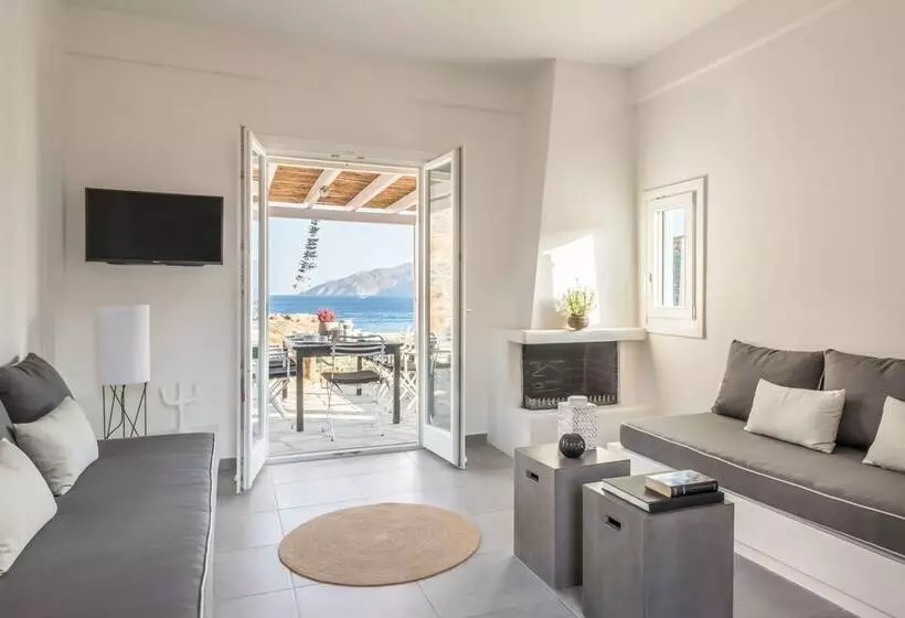 Eneos Kythnos Beach Villas