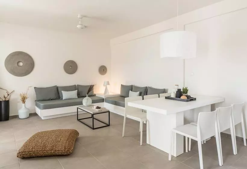 Eneos Kythnos Beach Villas