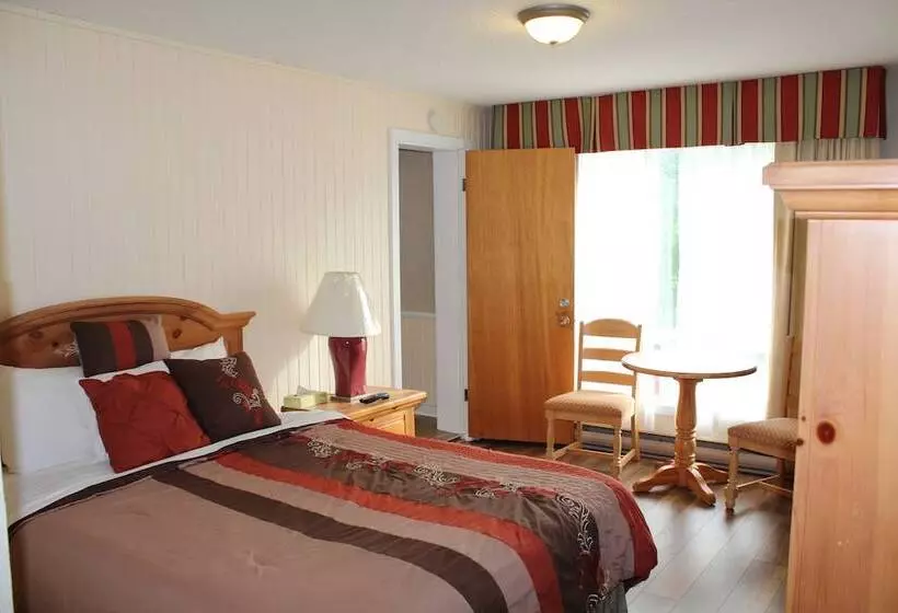 Hotelli Crestwood Inn