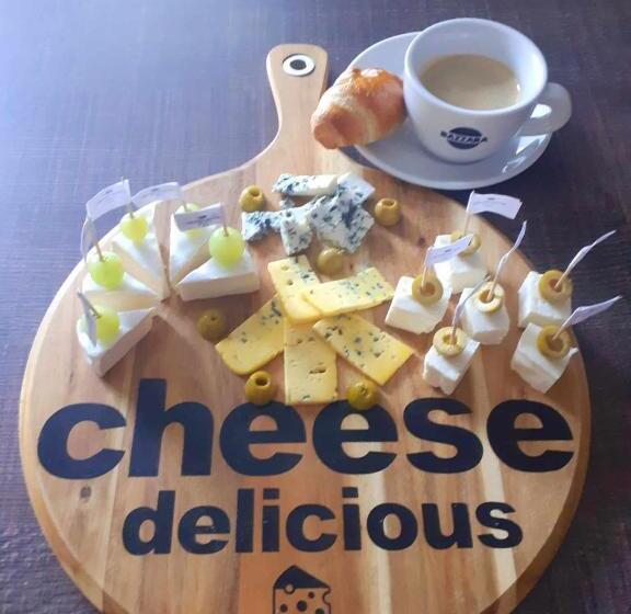 Grand Hotel Senica, Garni