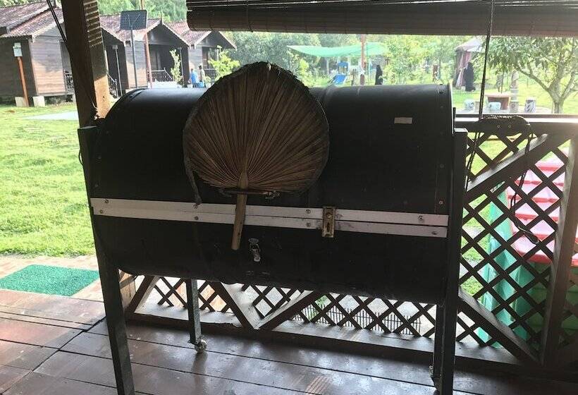 בית מלון כפרי Happy Paradise