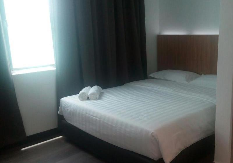 Hotel Place2stay @ Gong Badak