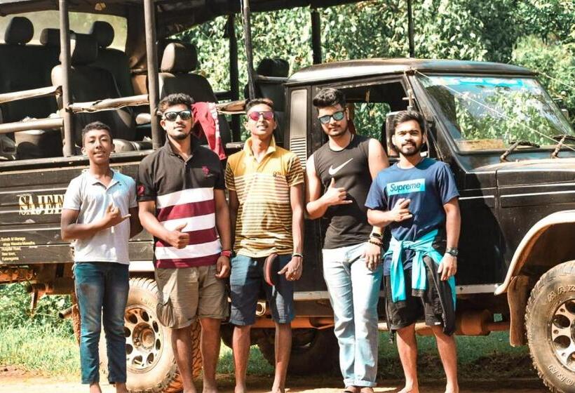 Hotel Thisara Pool Resort Kataragama & Yala & Kabiliththa Safari