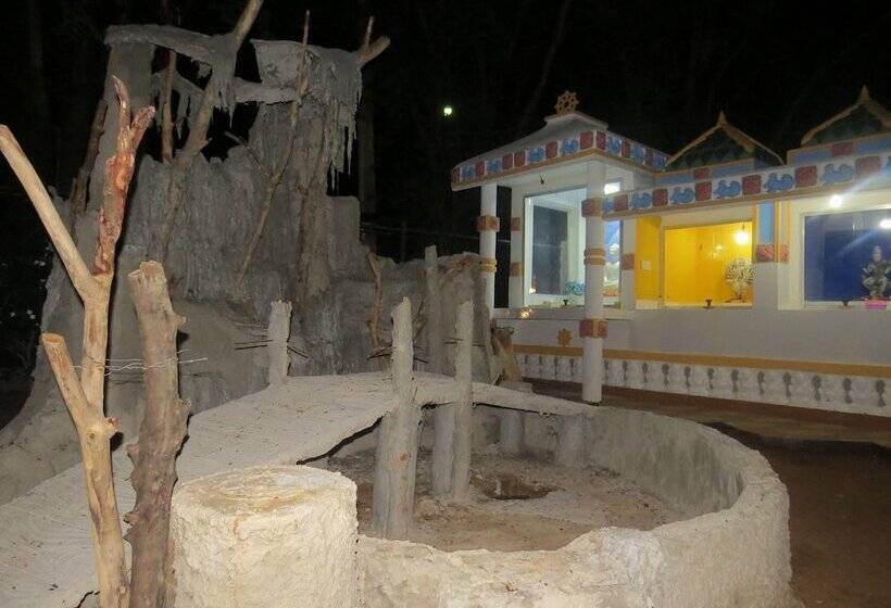 Hotel Thisara Pool Resort Kataragama & Yala & Kabiliththa Safari