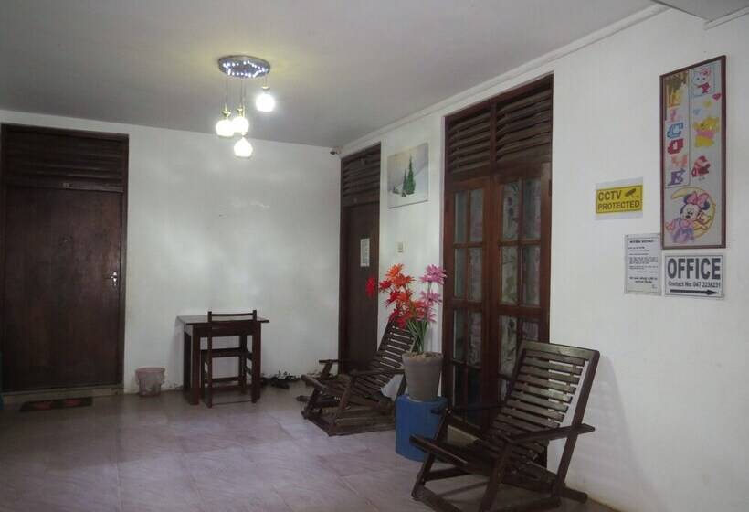 Hotel Thisara Pool Resort Kataragama & Yala & Kabiliththa Safari