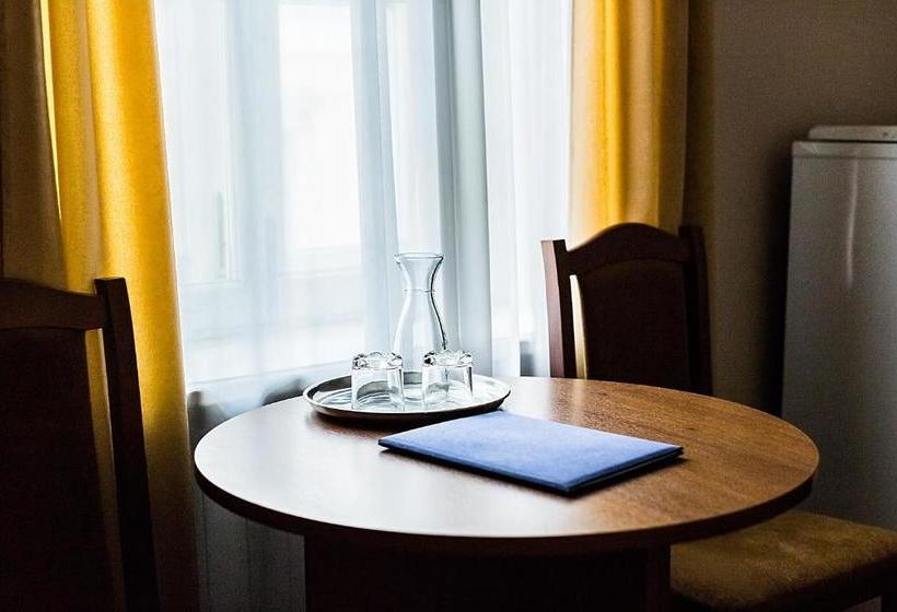 فندق Usadba Derzhavina