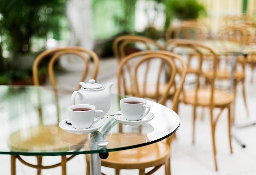 فندق Usadba Derzhavina