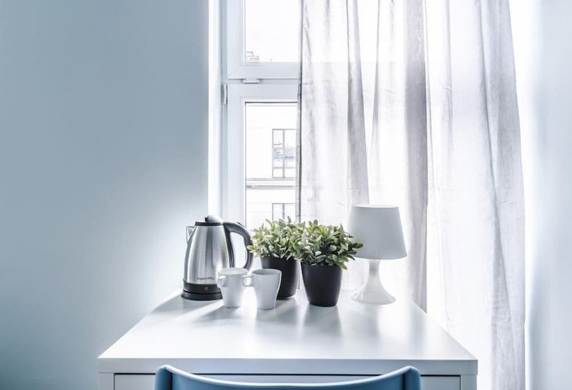 Mish Mash Nowogrodzka   Hostel