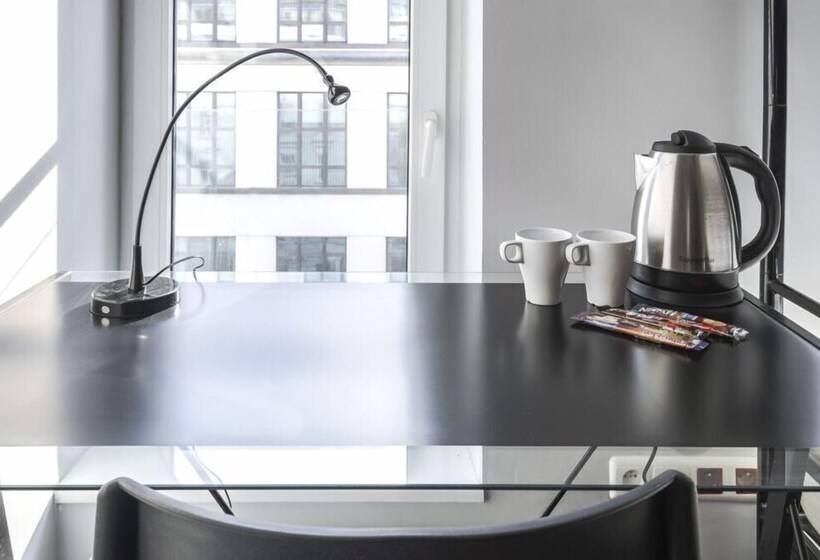 Mish Mash Nowogrodzka   Hostel