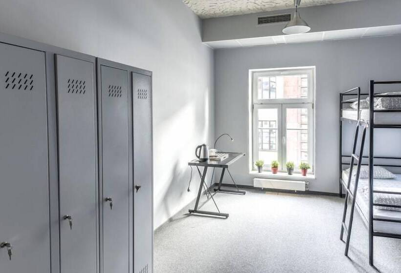 Mish Mash Nowogrodzka   Hostel