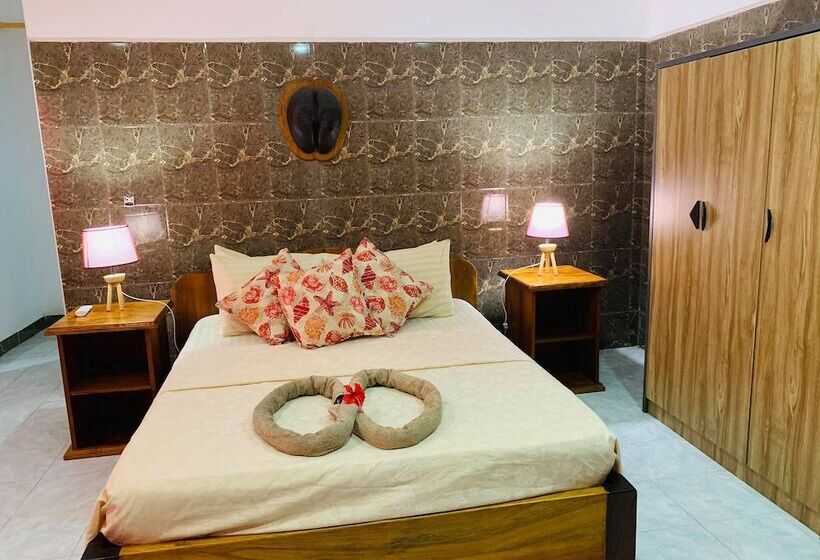 پانسیون Chez May Paule Guesthouse