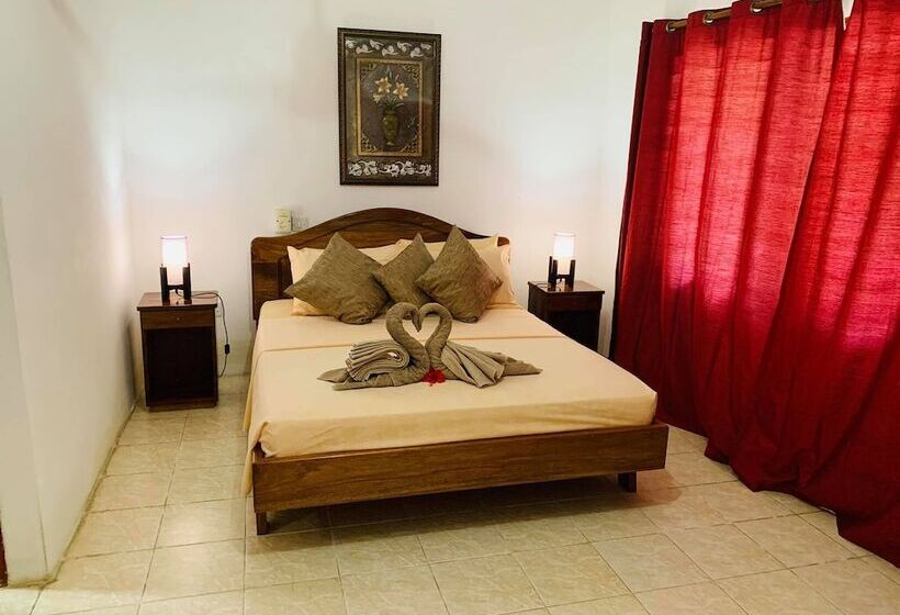 پانسیون Chez May Paule Guesthouse